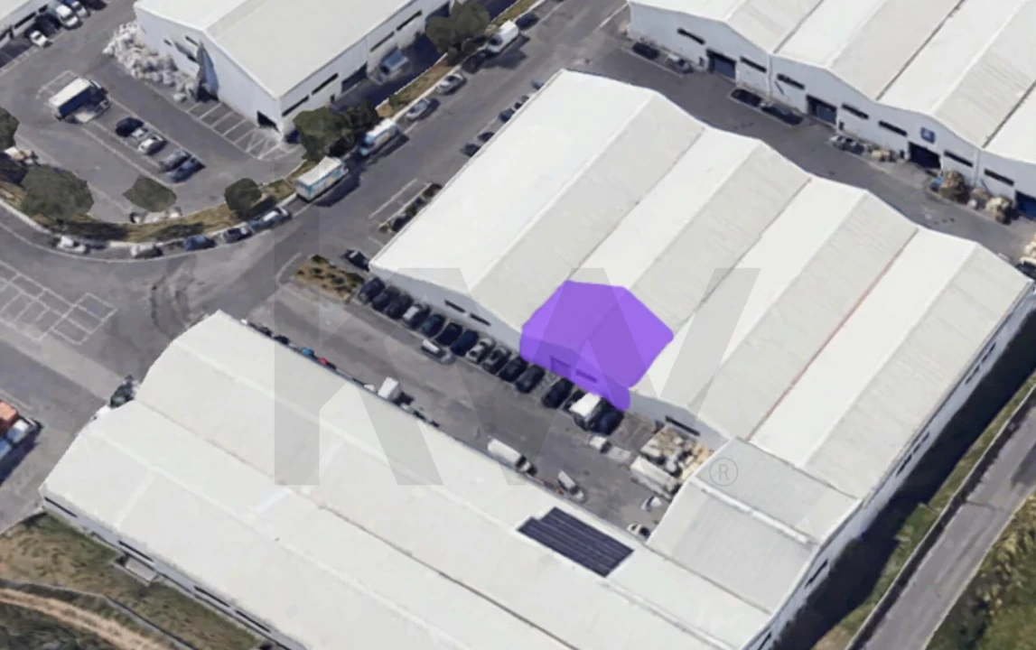 Armazém para Arrendamento em Rio de Mouro Foto 2