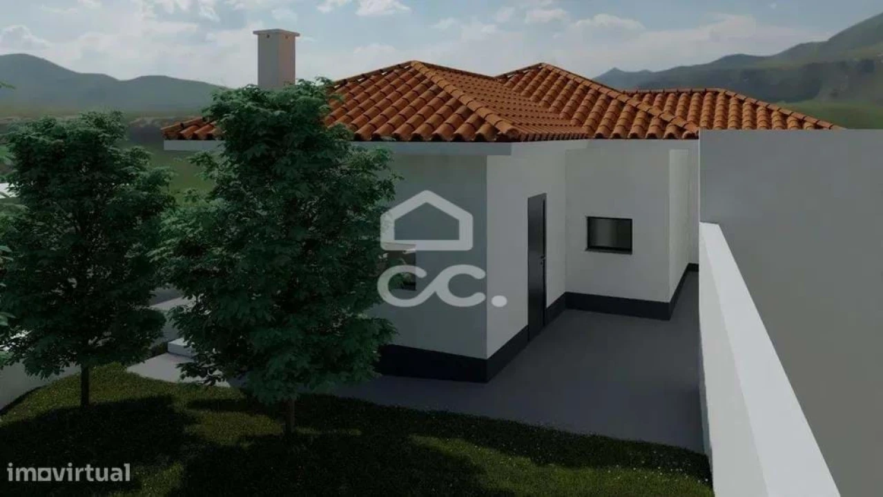 Moradia T2 para Venda em Lomba Foto 28