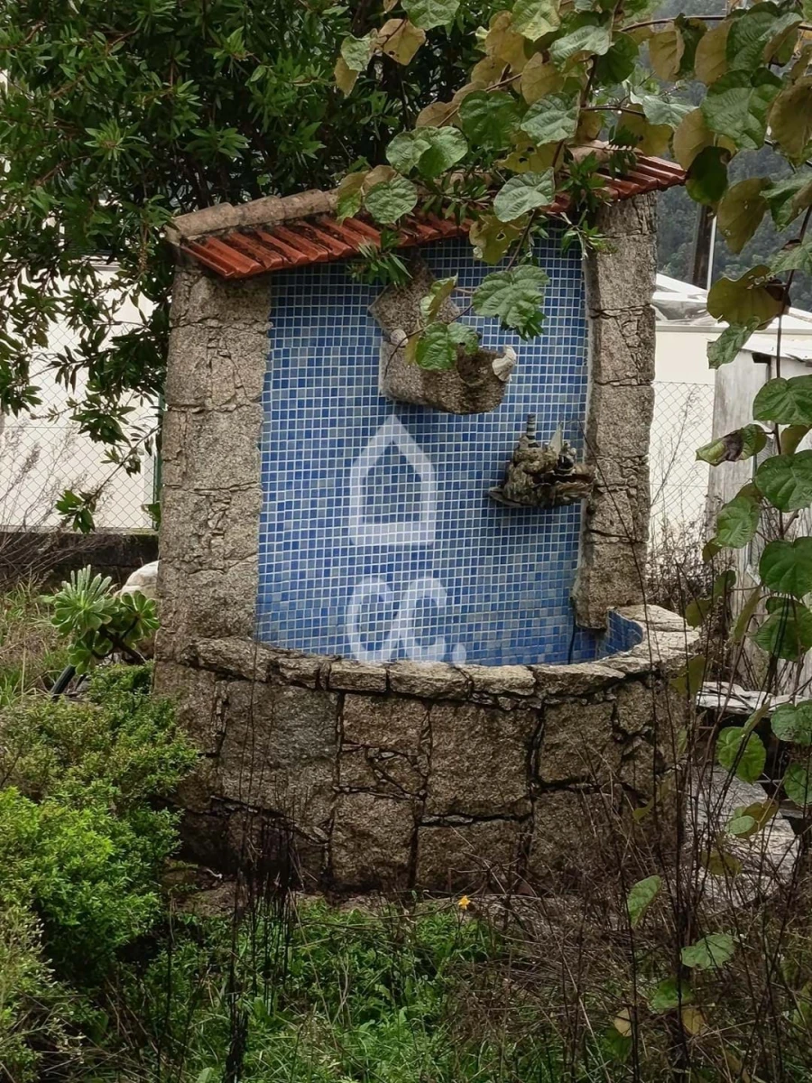 Moradia T2 para Venda em Lomba Foto 15