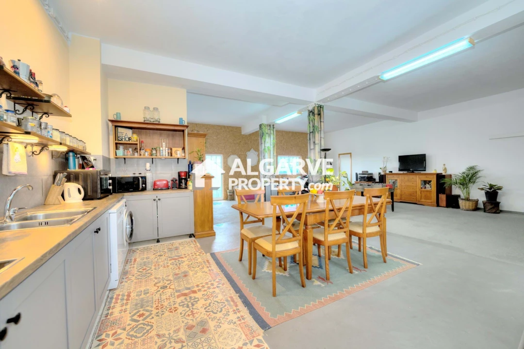 Moradia T4 para Venda em Loule (São Sebastião) Foto 4