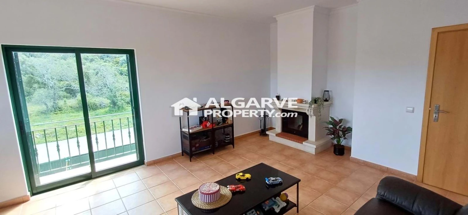 Moradia T4 para Venda em Loule (São Sebastião) Foto 17