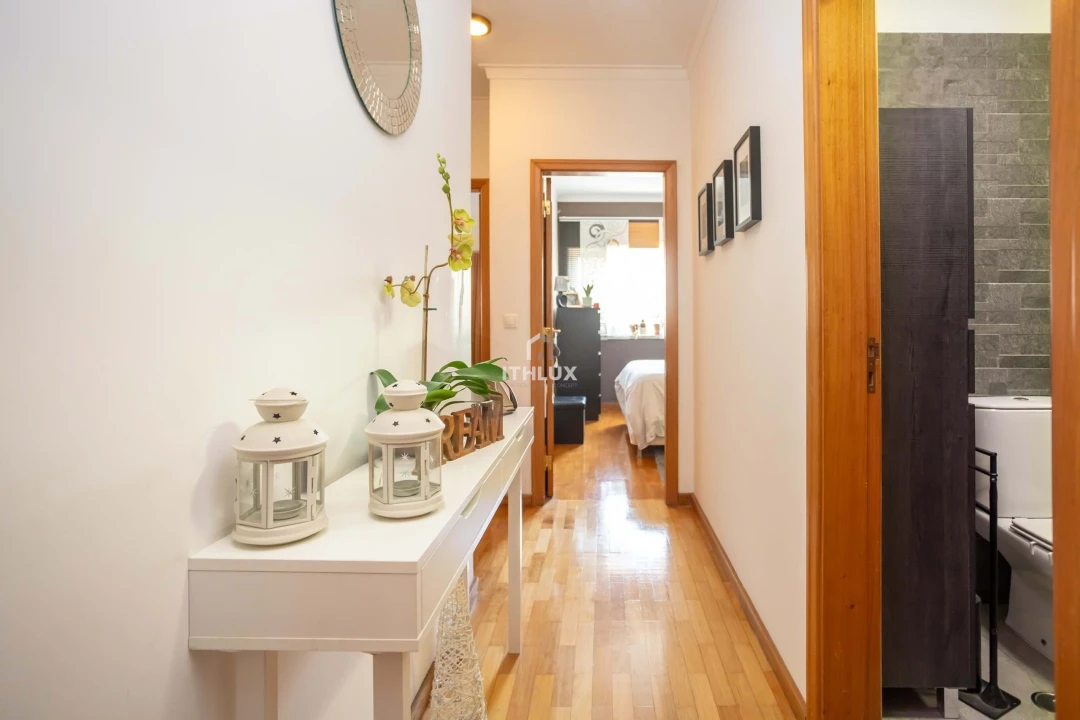 Apartamento T2 para Venda em Algés, Linda-A-Velha e Cruz Quebrada-Dafundo Foto 9