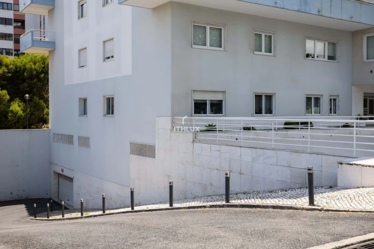 Apartamento T2 para Venda em Algés, Linda-A-Velha e Cruz Quebrada-Dafundo Foto 25