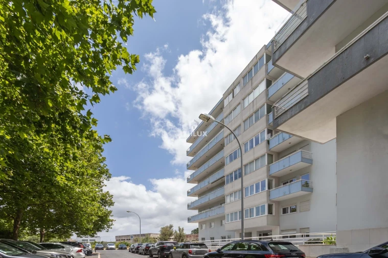 Apartamento T2 para Venda em Algés, Linda-A-Velha e Cruz Quebrada-Dafundo Foto 45