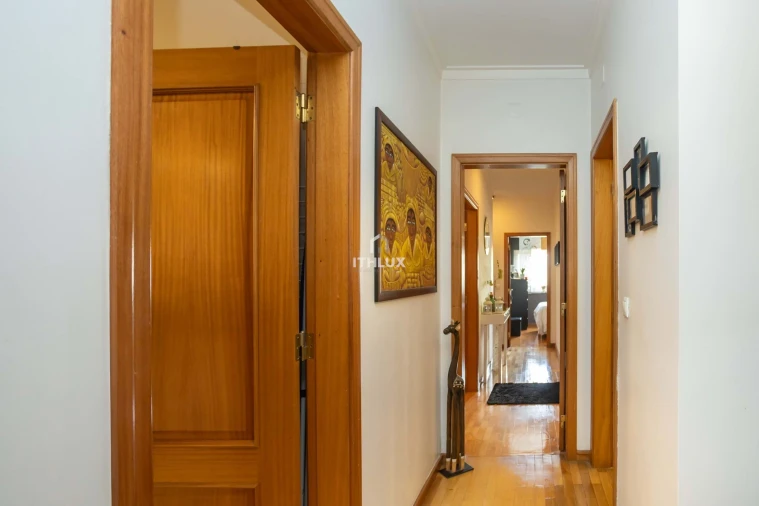 Apartamento T2 para Venda em Algés, Linda-A-Velha e Cruz Quebrada-Dafundo Foto 8