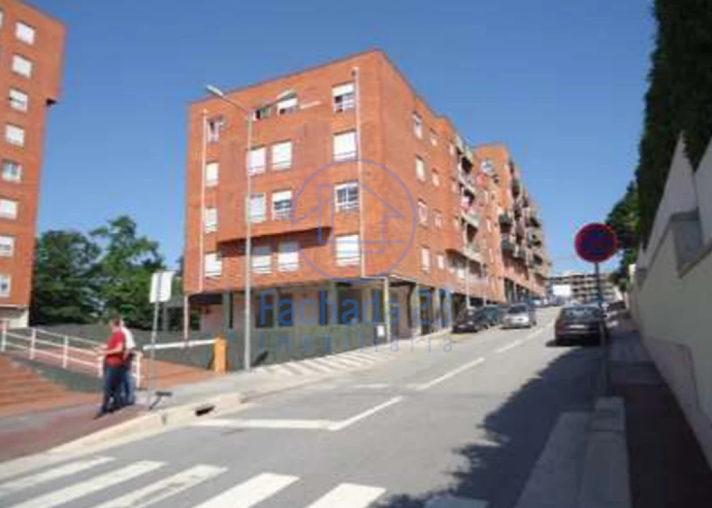 Prédio para Venda em Vila Nova de Famalicão e Calendário Foto 2