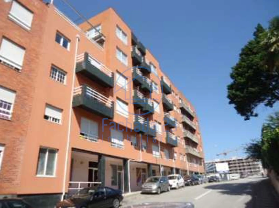 Prédio para Venda em Vila Nova de Famalicão e Calendário Foto 3