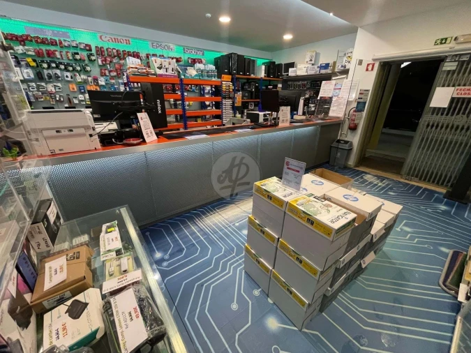 Negócio para Venda em Lagos (São Sebastião e Santa Maria) Foto 6