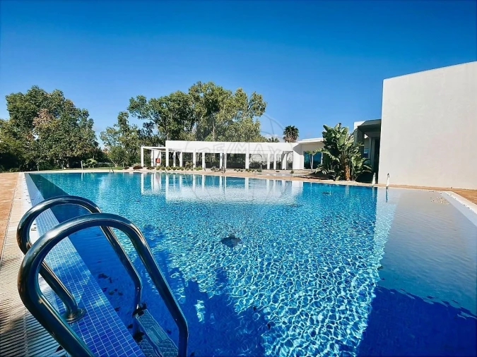 Moradia T3 para Venda em Quarteira Foto 2