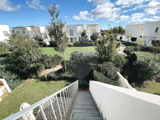 Moradia T3 para Venda em Quarteira Foto 5