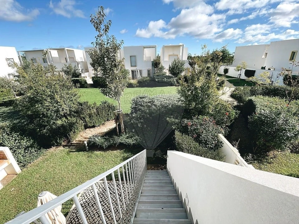 Moradia T3 para Venda em Quarteira Foto 5