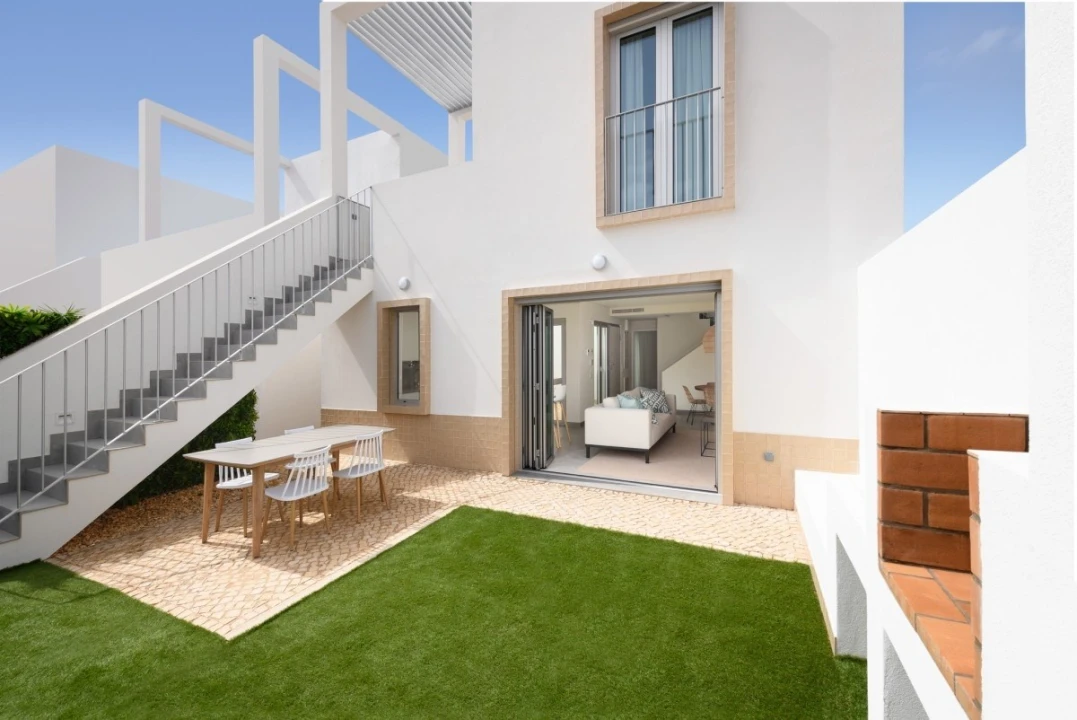 Moradia T3 para Venda em Quarteira Foto 9