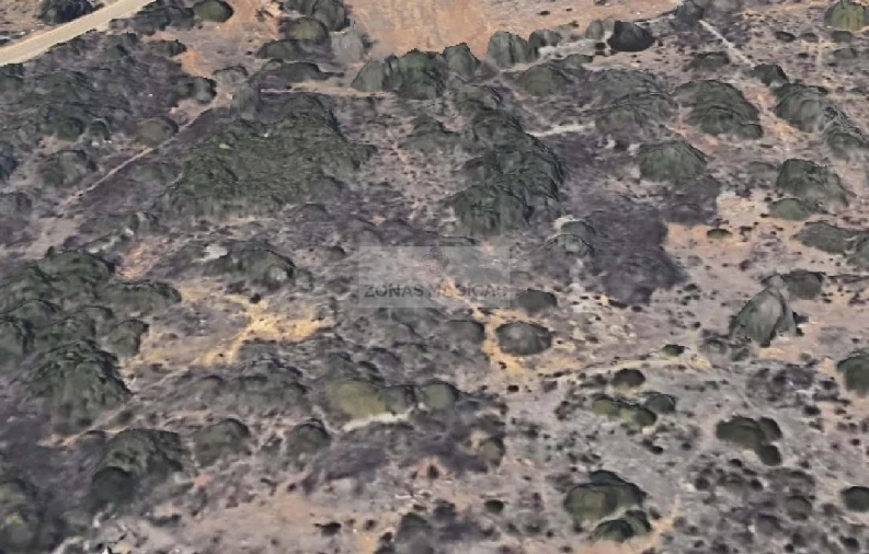 Terreno para Venda em Lagos (São Sebastião e Santa Maria) Foto 3