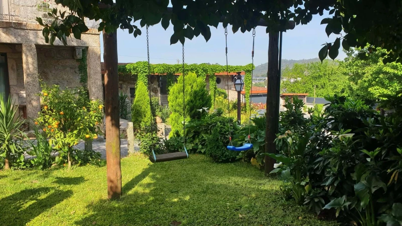 Moradia T8 para Venda em Ferreiros e Gondizalves Foto 24