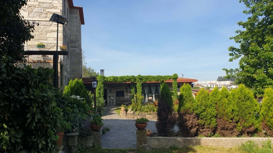 Moradia T8 para Venda em Ferreiros e Gondizalves Foto 11