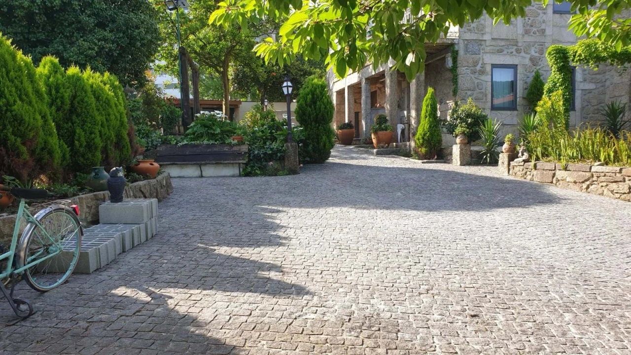 Moradia T8 para Venda em Ferreiros e Gondizalves Foto 13