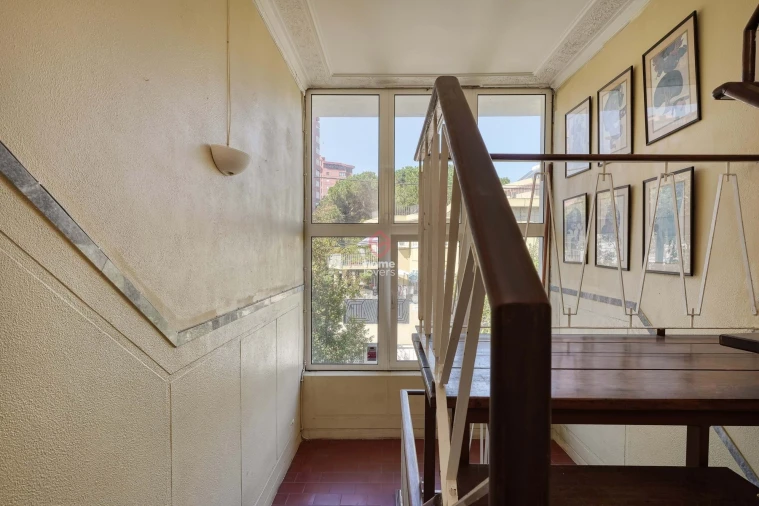 Apartamento T5 para Venda em Costa da Caparica Foto 28