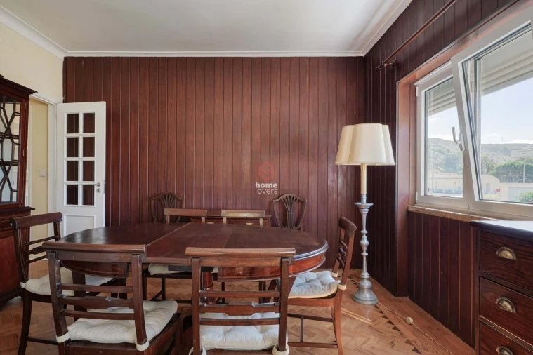 Apartamento T5 para Venda em Costa da Caparica Foto 5