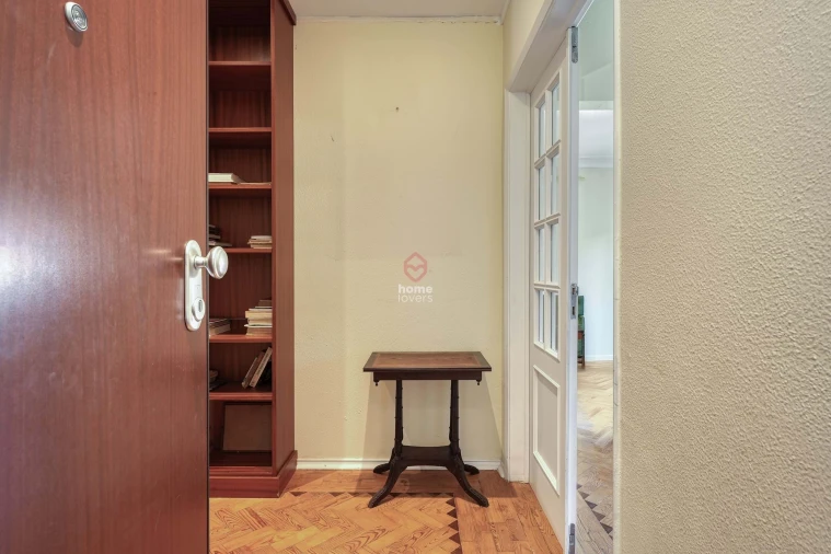 Apartamento T5 para Venda em Costa da Caparica Foto 10