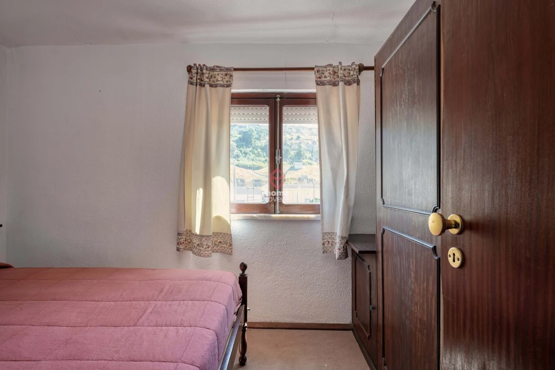 Apartamento T5 para Venda em Costa da Caparica Foto 35