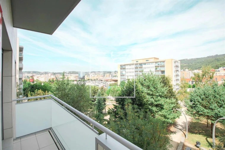 Apartamento T3 para Venda em Nogueira, Fraião e Lamaçães Foto 1