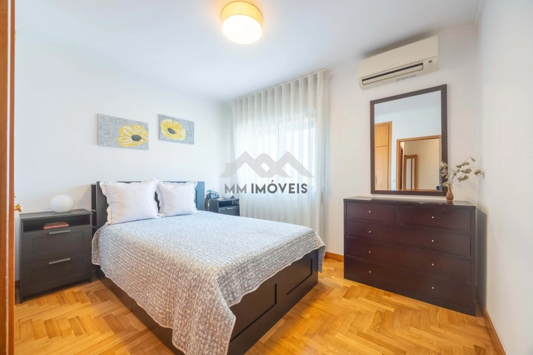 Apartamento T3 para Venda em Santa Marinha Foto 8