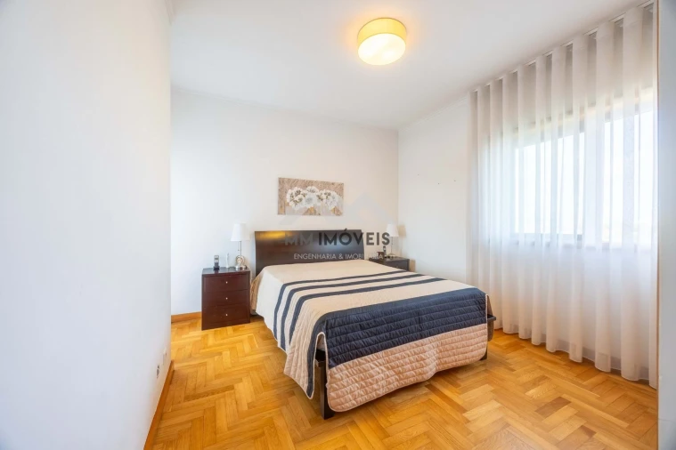 Apartamento T3 para Venda em Santa Marinha Foto 17