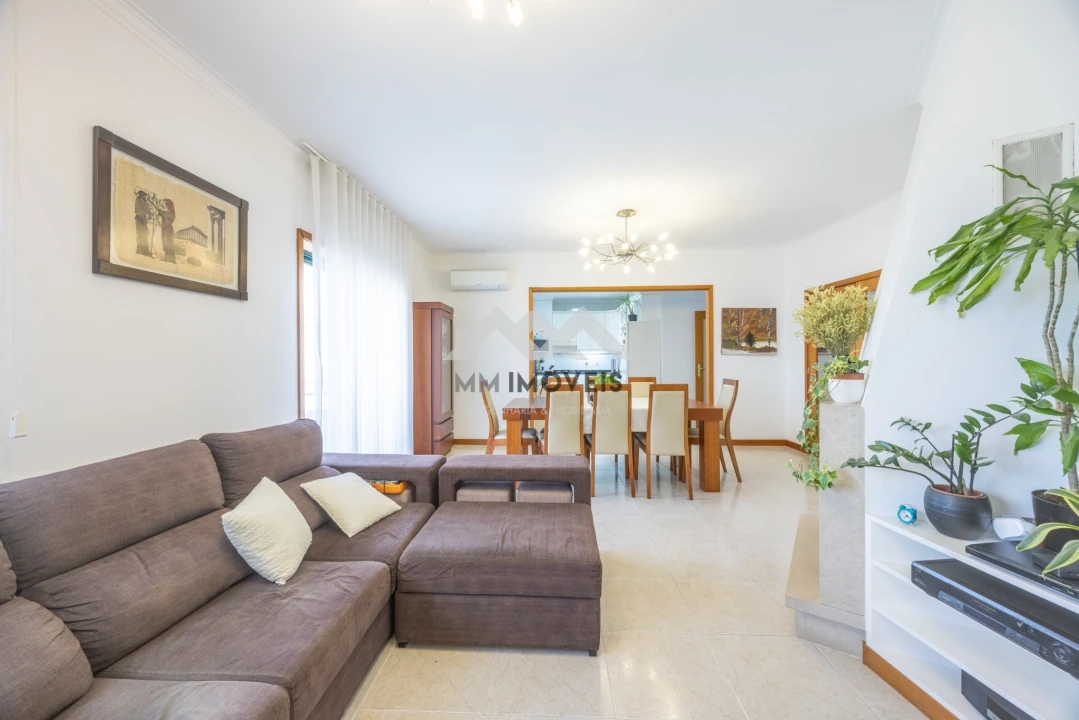Apartamento T3 para Venda em Santa Marinha Foto 33