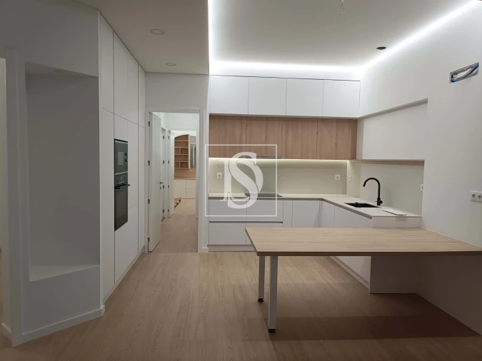 Apartamento T2 para Venda em Santa Maria Maior e Monserrate e Meadela Foto 1