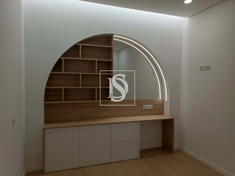 Apartamento T2 para Venda em Santa Maria Maior e Monserrate e Meadela Foto 8