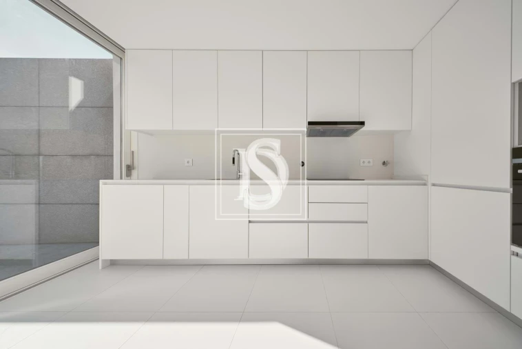 Moradia T3 para Venda em Santa Maria Maior e Monserrate e Meadela Foto 2