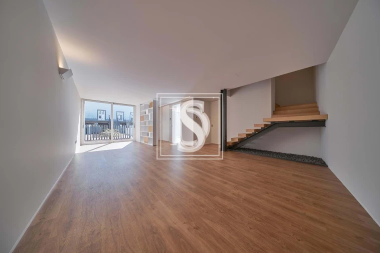 Moradia T3 para Venda em Santa Maria Maior e Monserrate e Meadela Foto 3