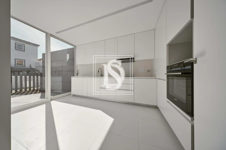 Moradia T3 para Venda em Santa Maria Maior e Monserrate e Meadela Foto 18