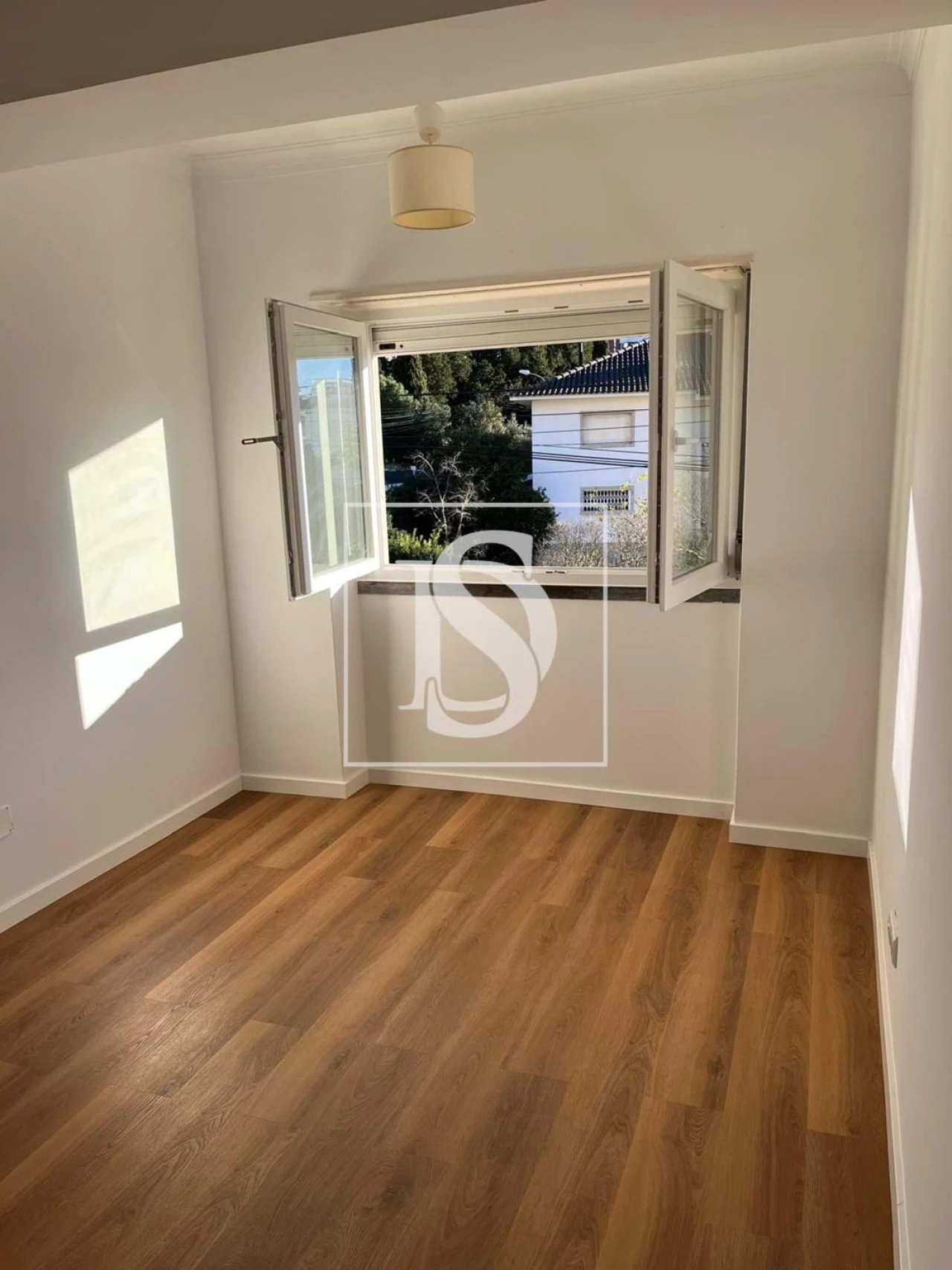 Apartamento T2 para Arrendamento em Oeiras e São Julião da Barra, Paço de Arcos e Caxias Foto 5