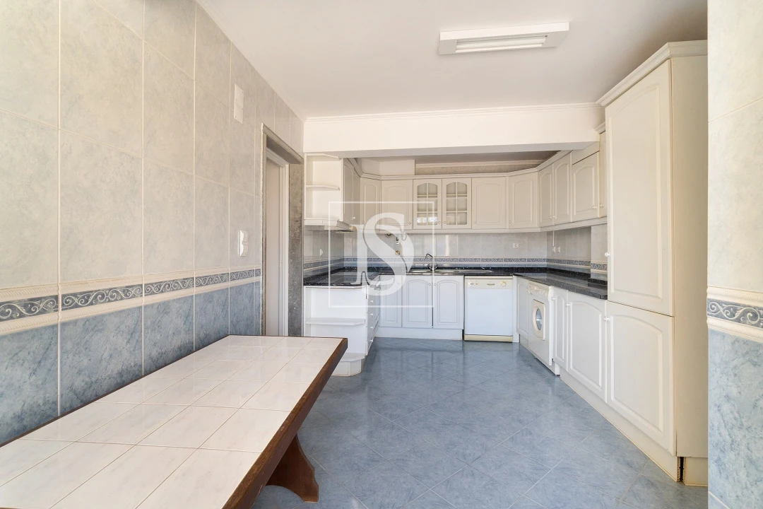 Apartamento T2 para Arrendamento em Oeiras e São Julião da Barra, Paço de Arcos e Caxias Foto 11