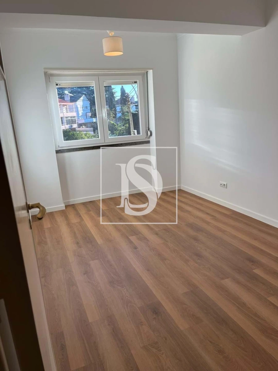 Apartamento T2 para Arrendamento em Oeiras e São Julião da Barra, Paço de Arcos e Caxias Foto 3