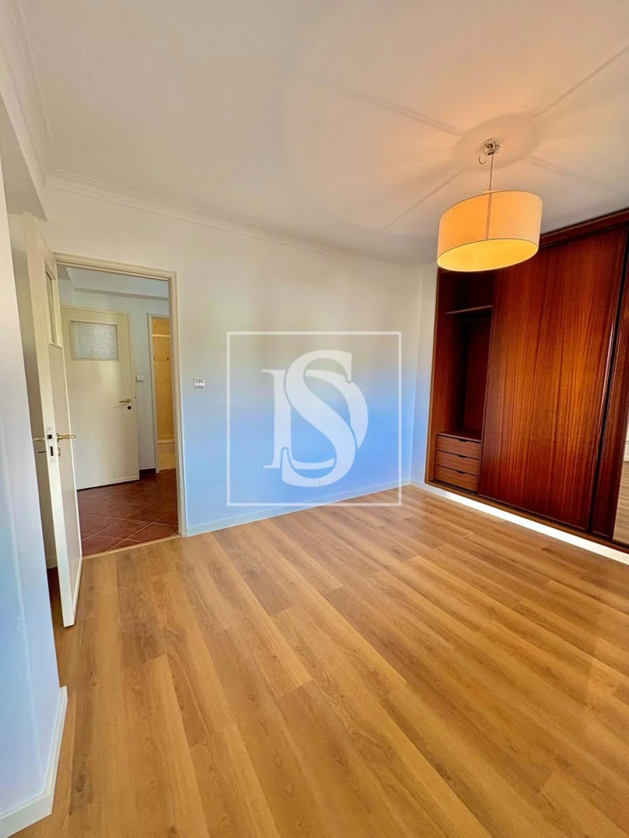 Apartamento T2 para Arrendamento em Oeiras e São Julião da Barra, Paço de Arcos e Caxias Foto 5