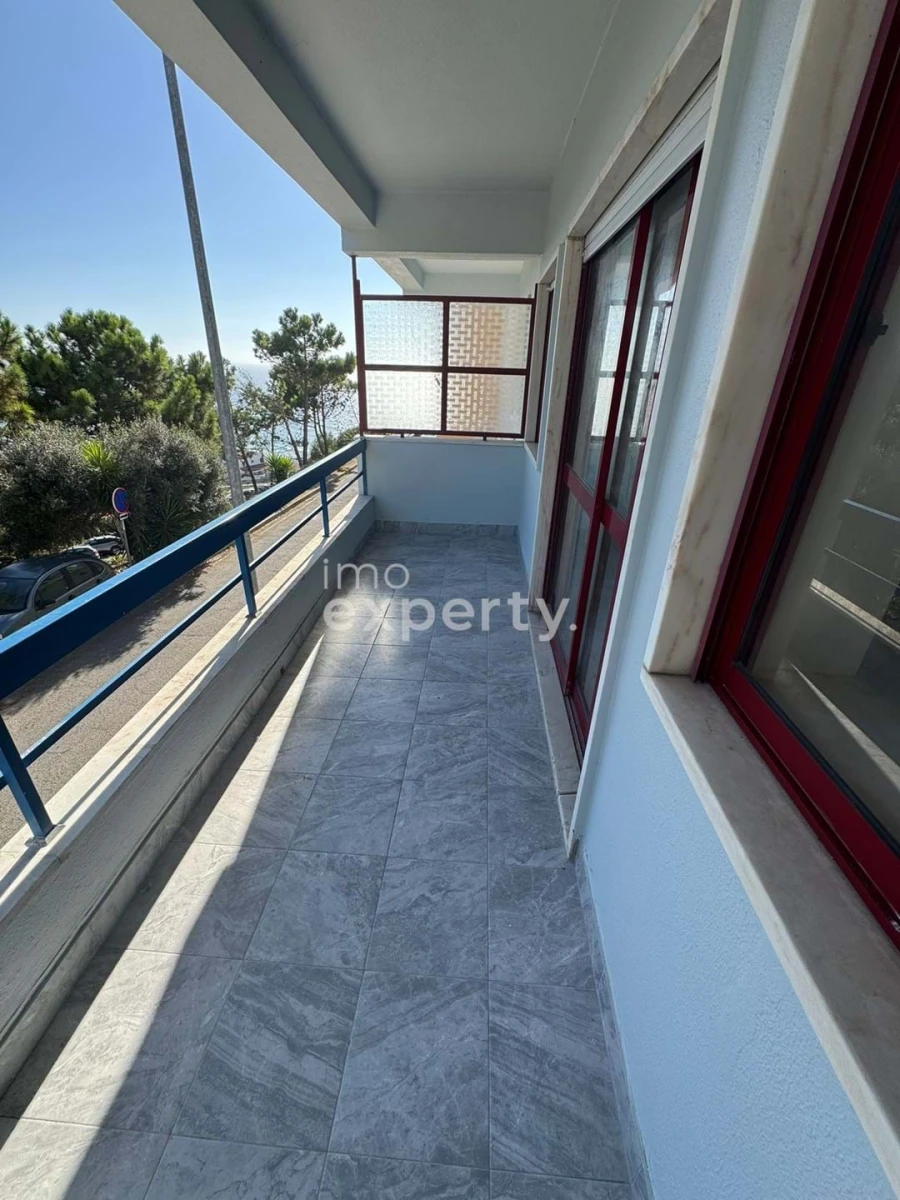 Apartamento T1 para Venda em Agualva e Mira-Sintra Foto 3