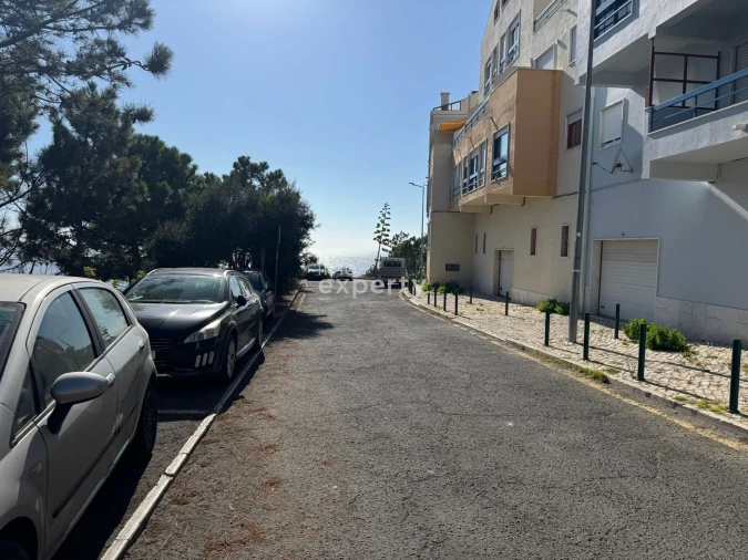 Apartamento T1 para Venda em Agualva e Mira-Sintra Foto 16