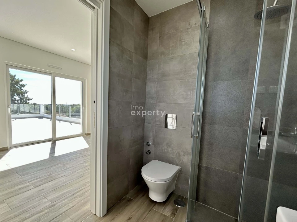 Moradia T4 para Venda em Altura Foto 35