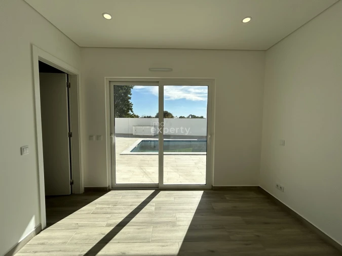 Moradia T4 para Venda em Altura Foto 20