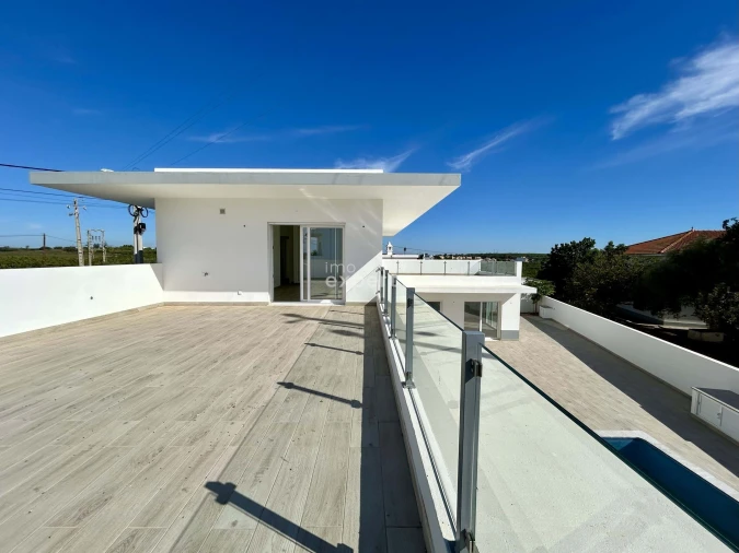 Moradia T4 para Venda em Altura Foto 47