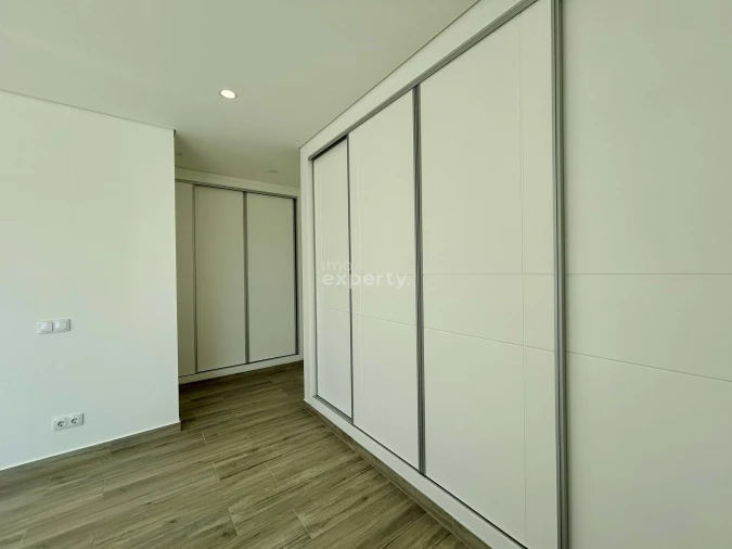 Moradia T4 para Venda em Altura Foto 43