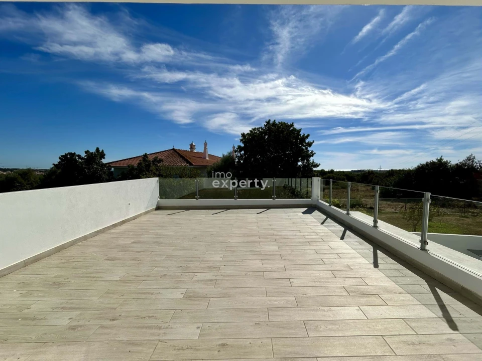 Moradia T4 para Venda em Altura Foto 37