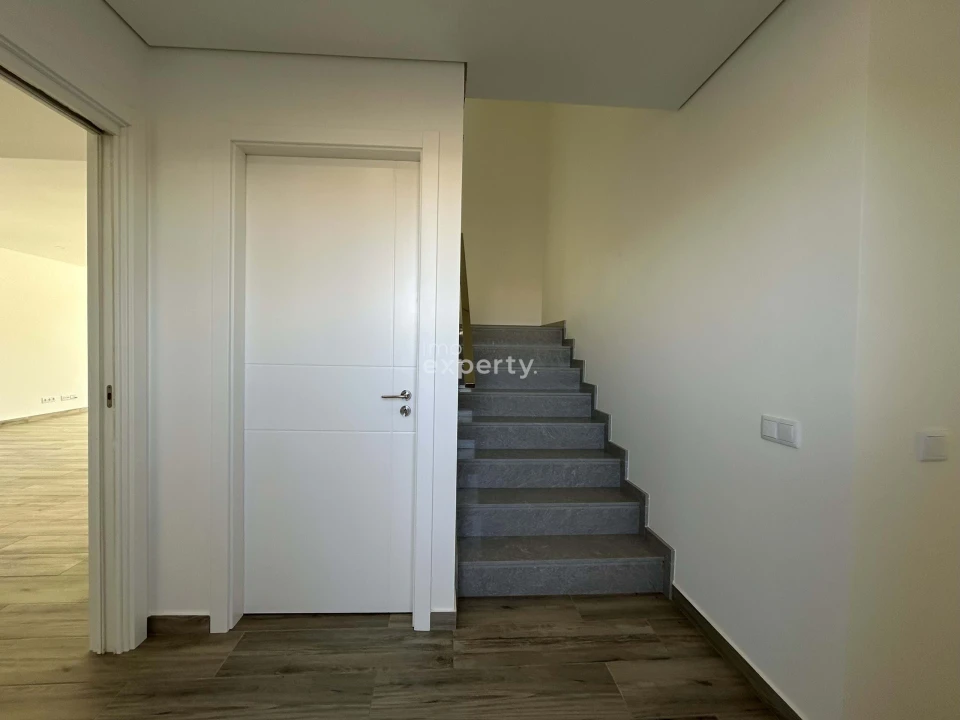 Moradia T4 para Venda em Altura Foto 29