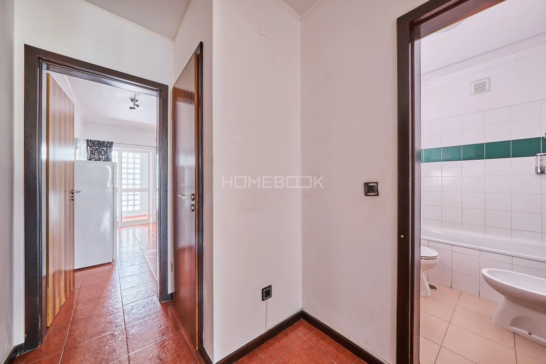 Apartamento T1 para Venda em Carnaxide e Queijas Foto 4