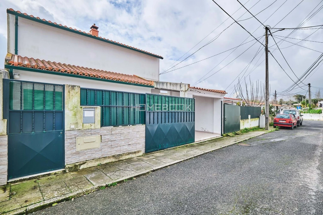 Moradia T2 para Venda em Camarate, Unhos e Apelação Foto 24