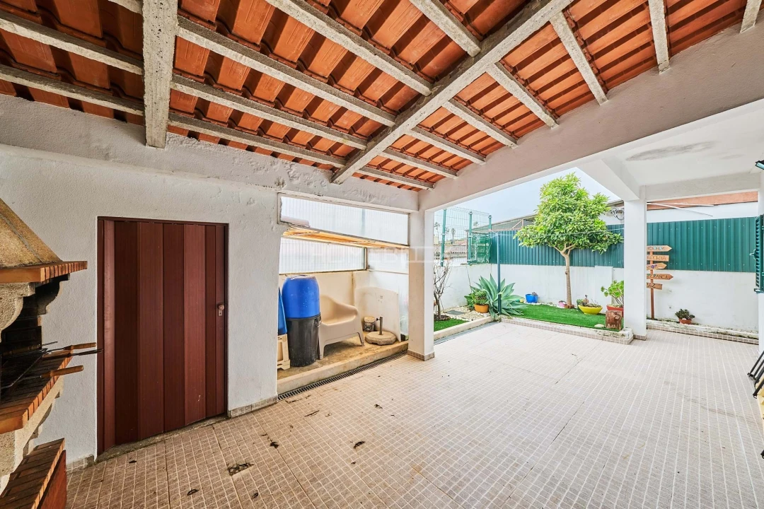 Moradia T2 para Venda em Camarate, Unhos e Apelação Foto 10