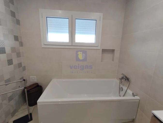 Moradia T4 para Venda em Alhos Vedros Foto 23