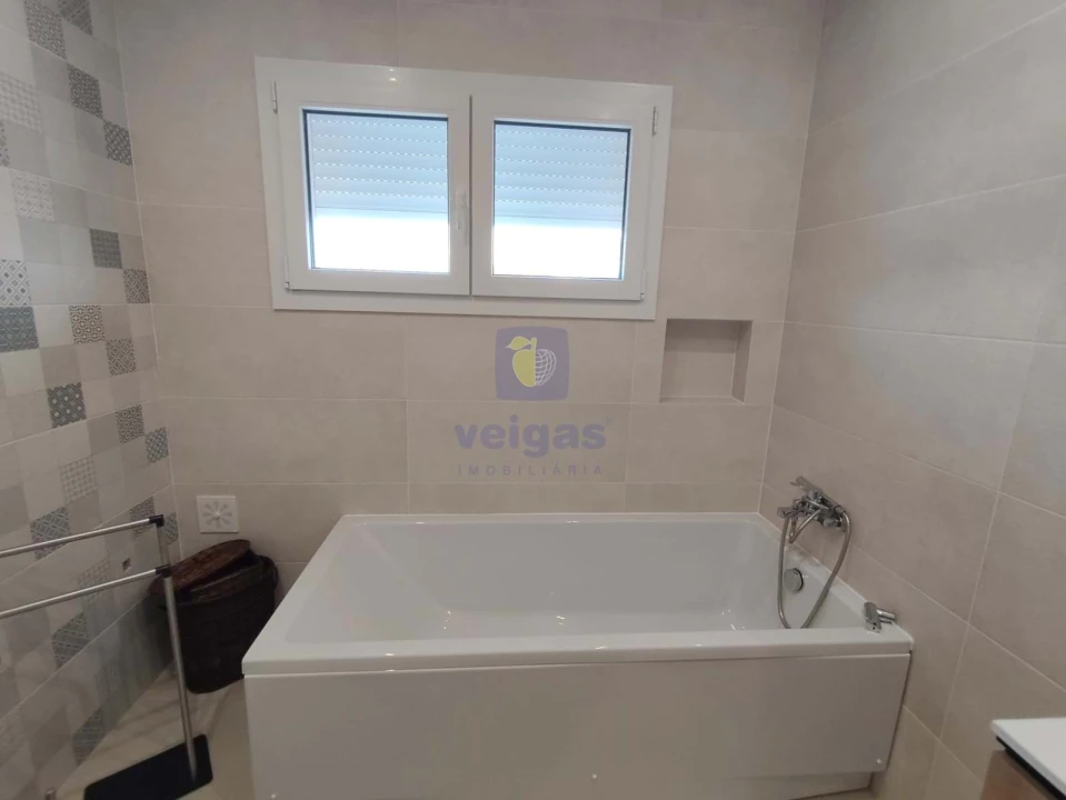 Moradia T4 para Venda em Alhos Vedros Foto 23